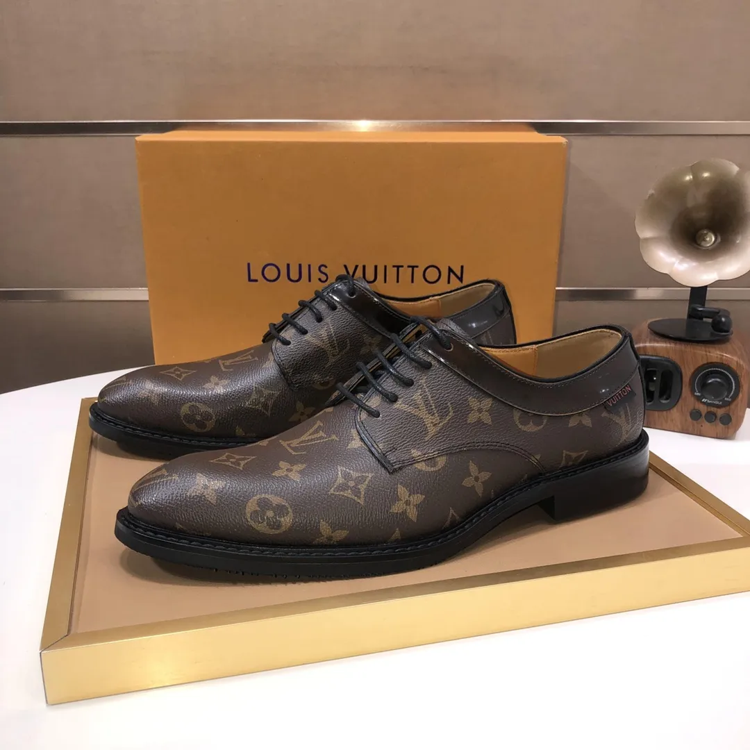Men's shoes💰460💰【LOUIS VUITTON】(sheepskin lining) new cowhide LV formal shoes🎩🎩❗️🆘made one to one at the counter🎩original quality, imported cowhide upper➕full sheepskin lining➕original rubber outsole, {high quality visible}👣Size: 38-45 (45 custom-made)